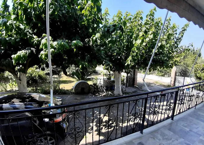 Glyfada\'S Family Apartment