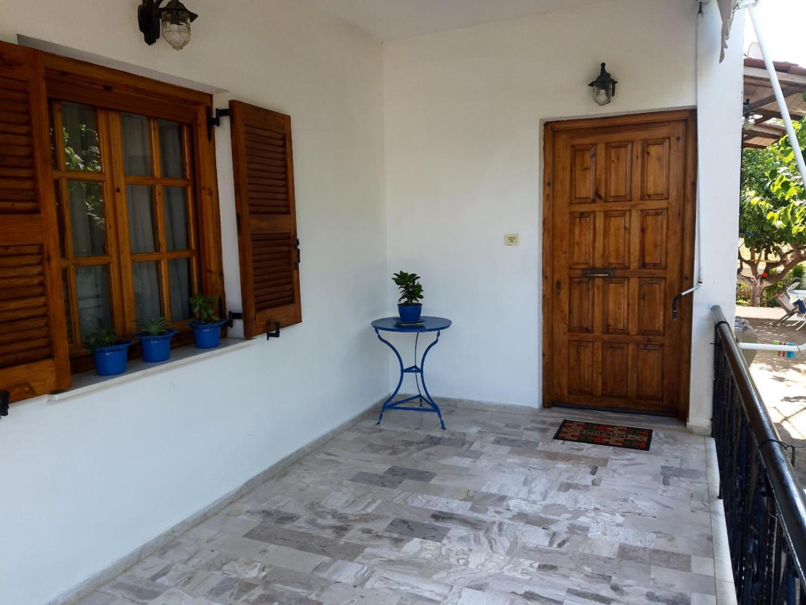 Apartment Glyfada's Family